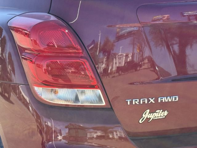 Used 2021 Chevrolet Trax LT w/ LT Convenience Package image 7
