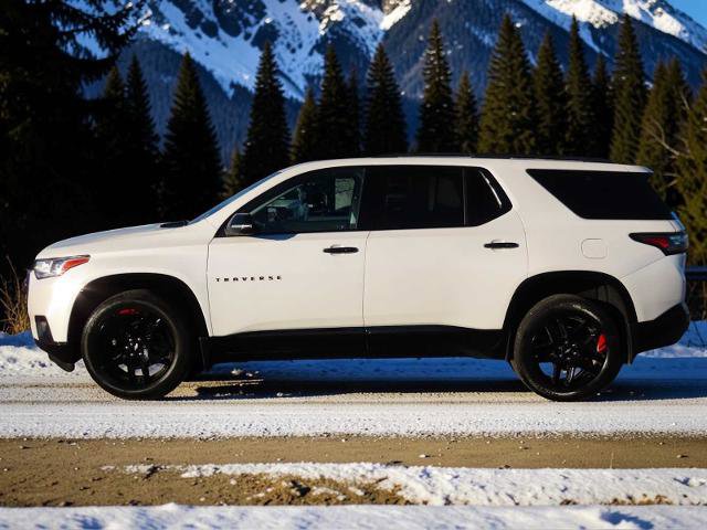 Used 2021 Chevrolet Traverse Premier image 3