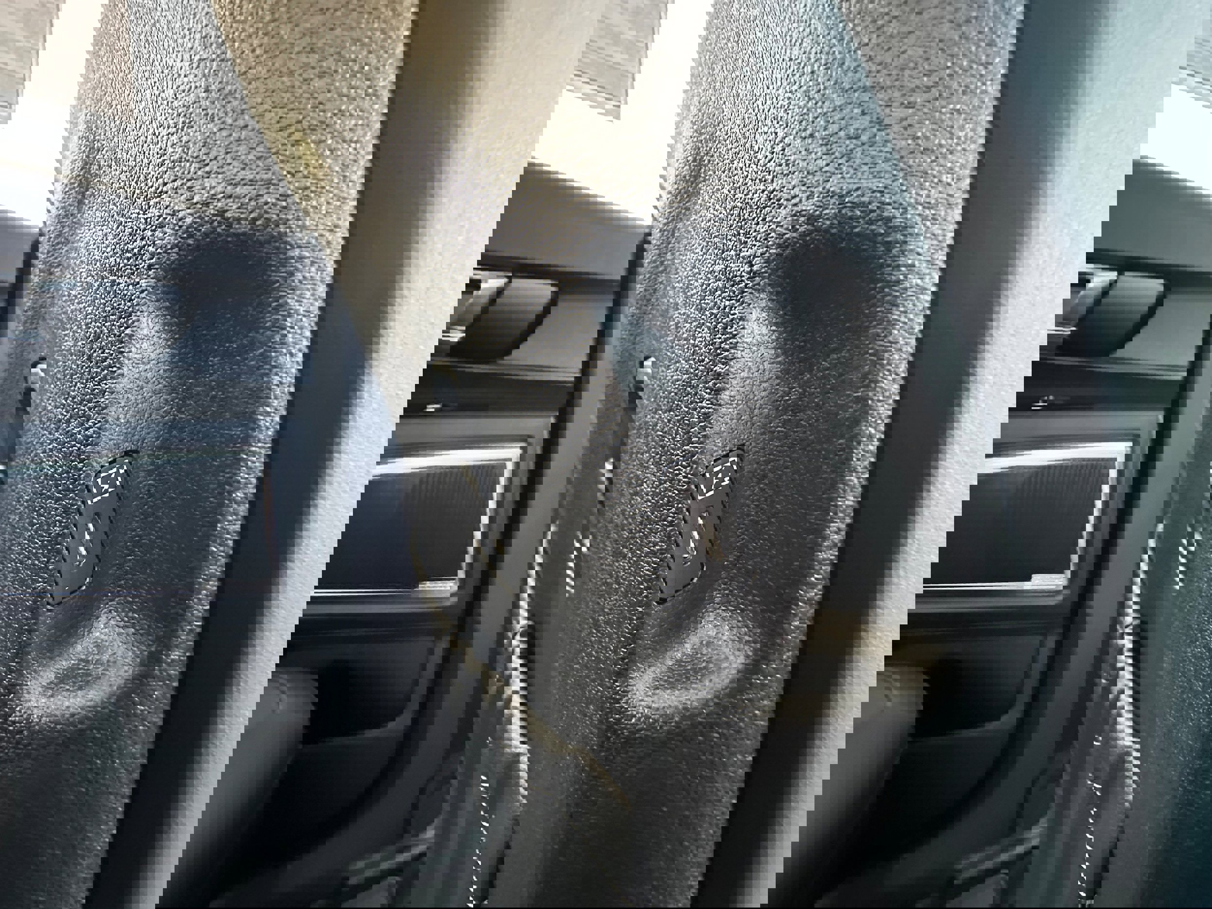 New 2025 Kia Telluride S image 21