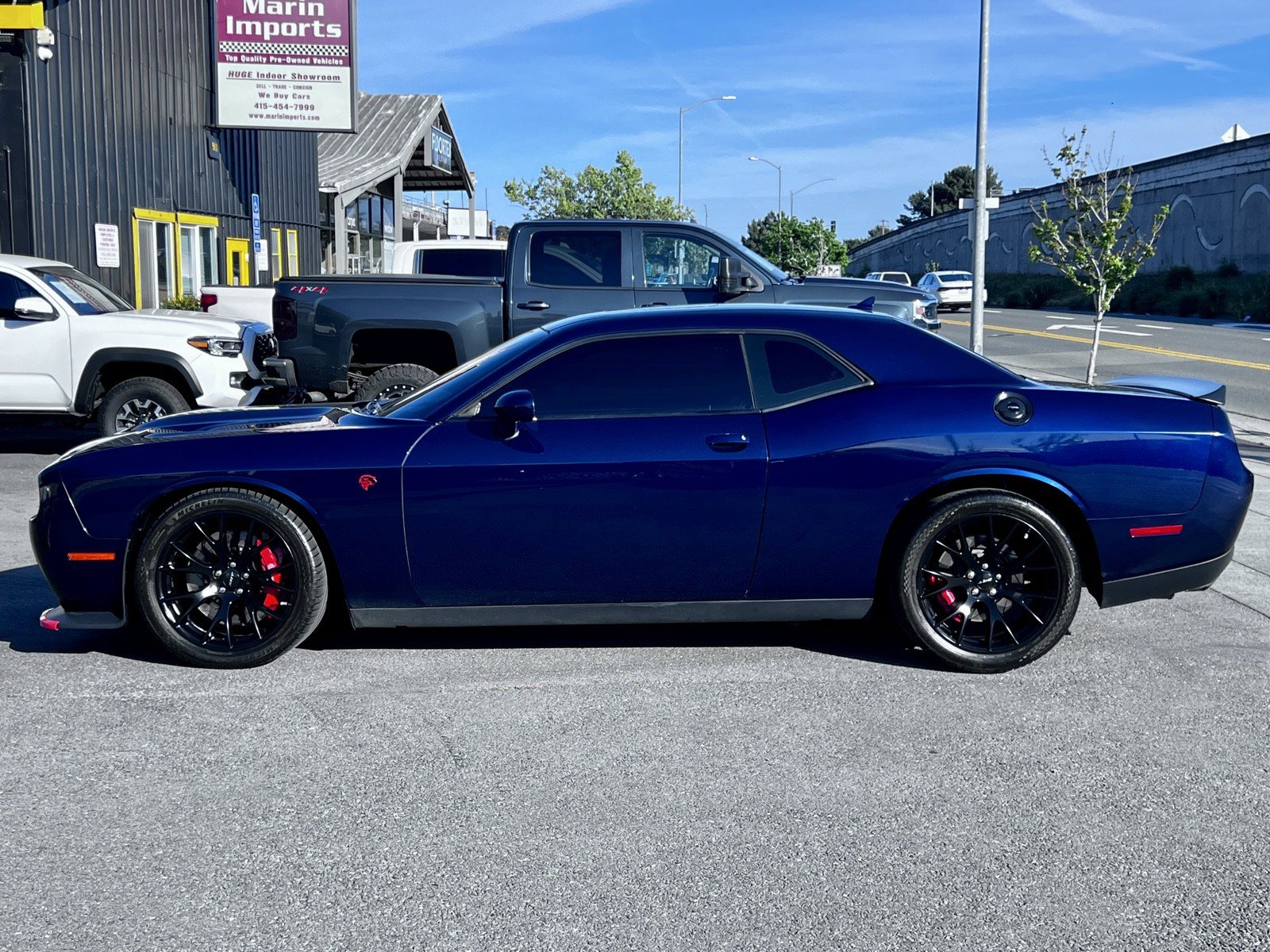 Used 2016 Dodge Challenger SRT Hellcat RWD image 9