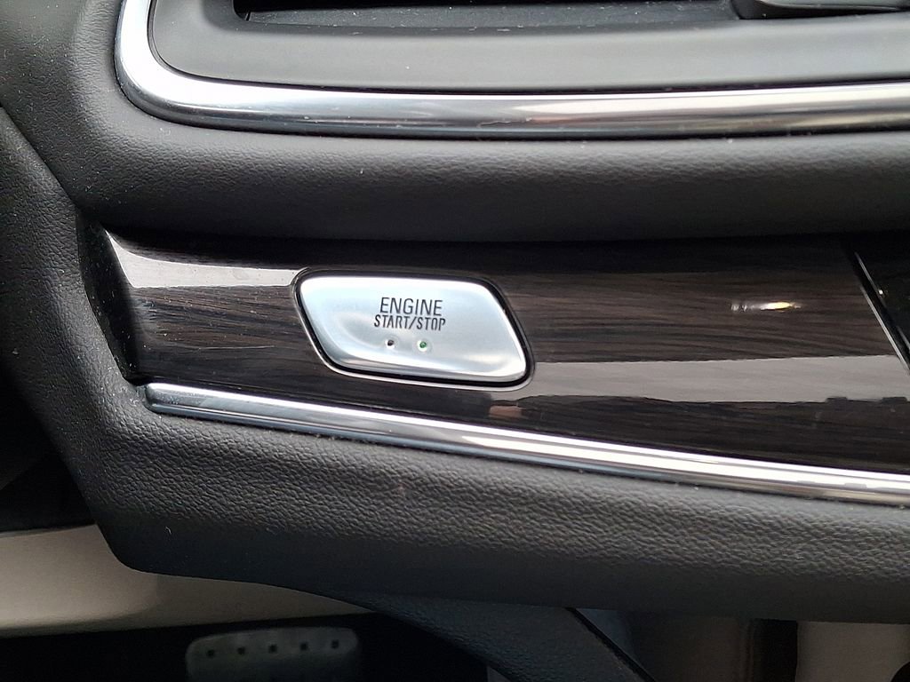 Used 2018 Buick Enclave Essence AWD/4WD image 23