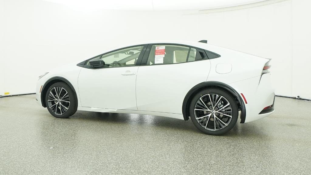New 2026 Toyota Prius XLE FWD image 17