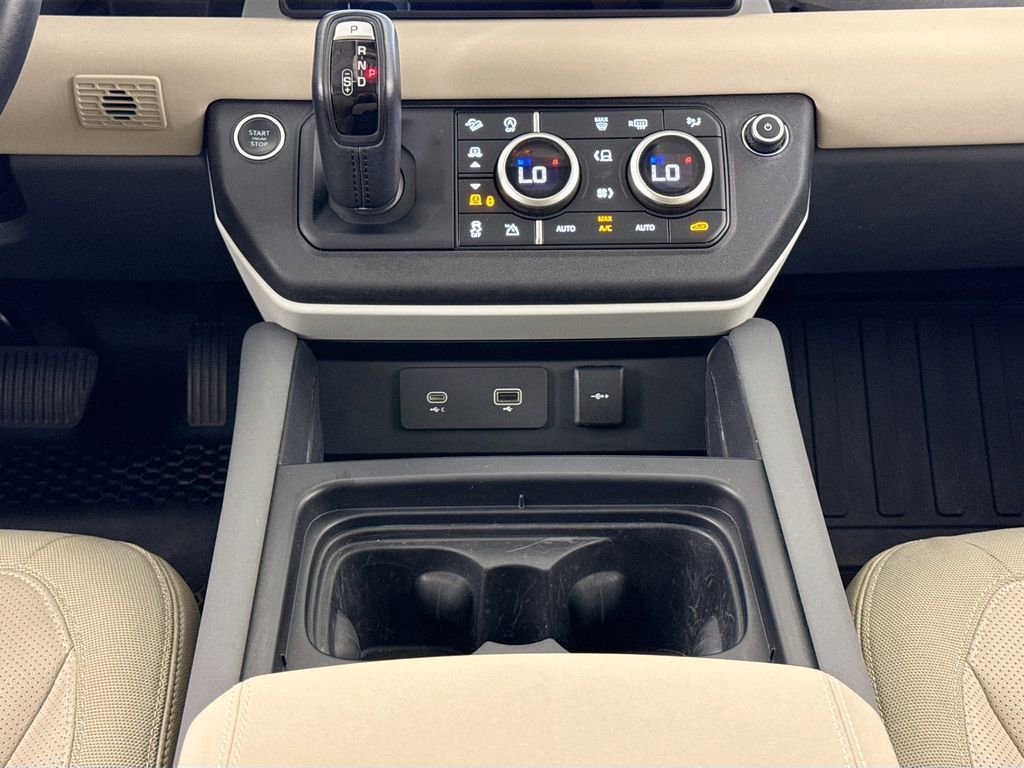 Used 2020 Land Rover Defender 110 S AWD/4WD image 12