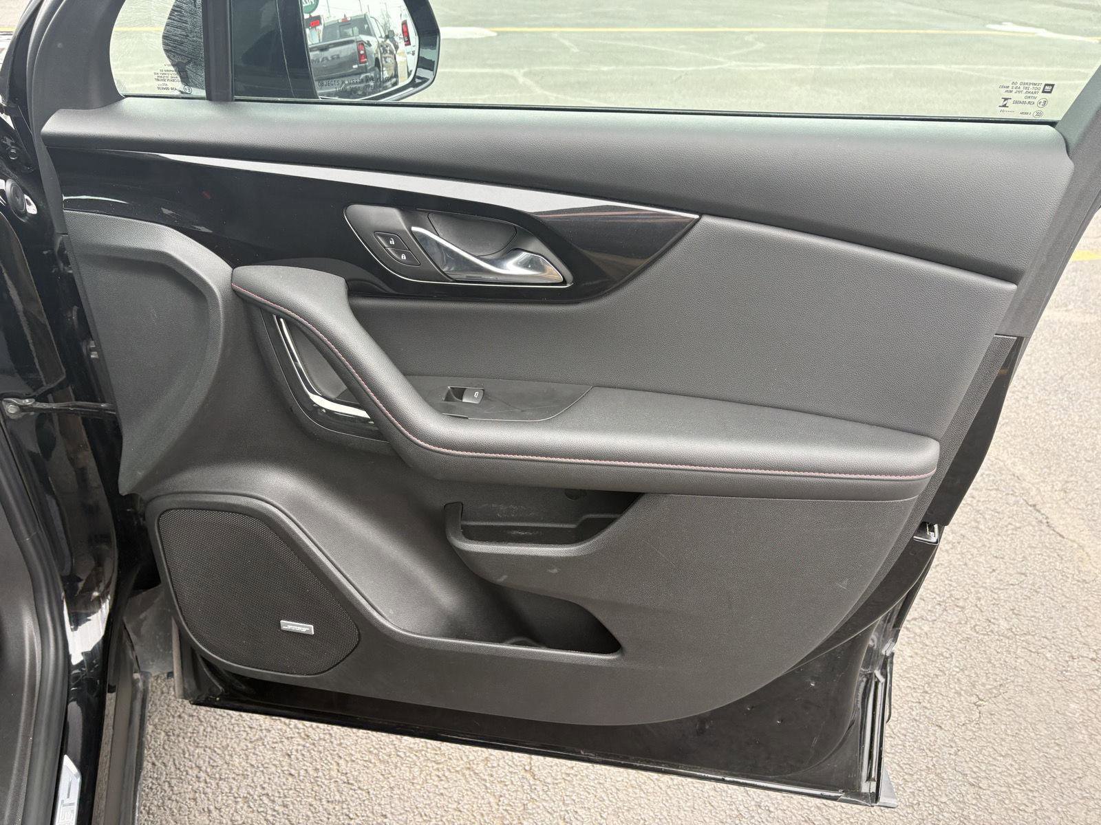 Used 2025 Chevrolet Blazer RS image 18