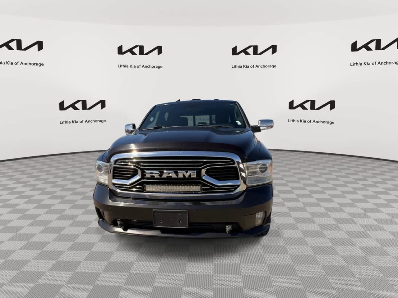Used 2017 RAM 1500 Limited AWD/4WD image 3