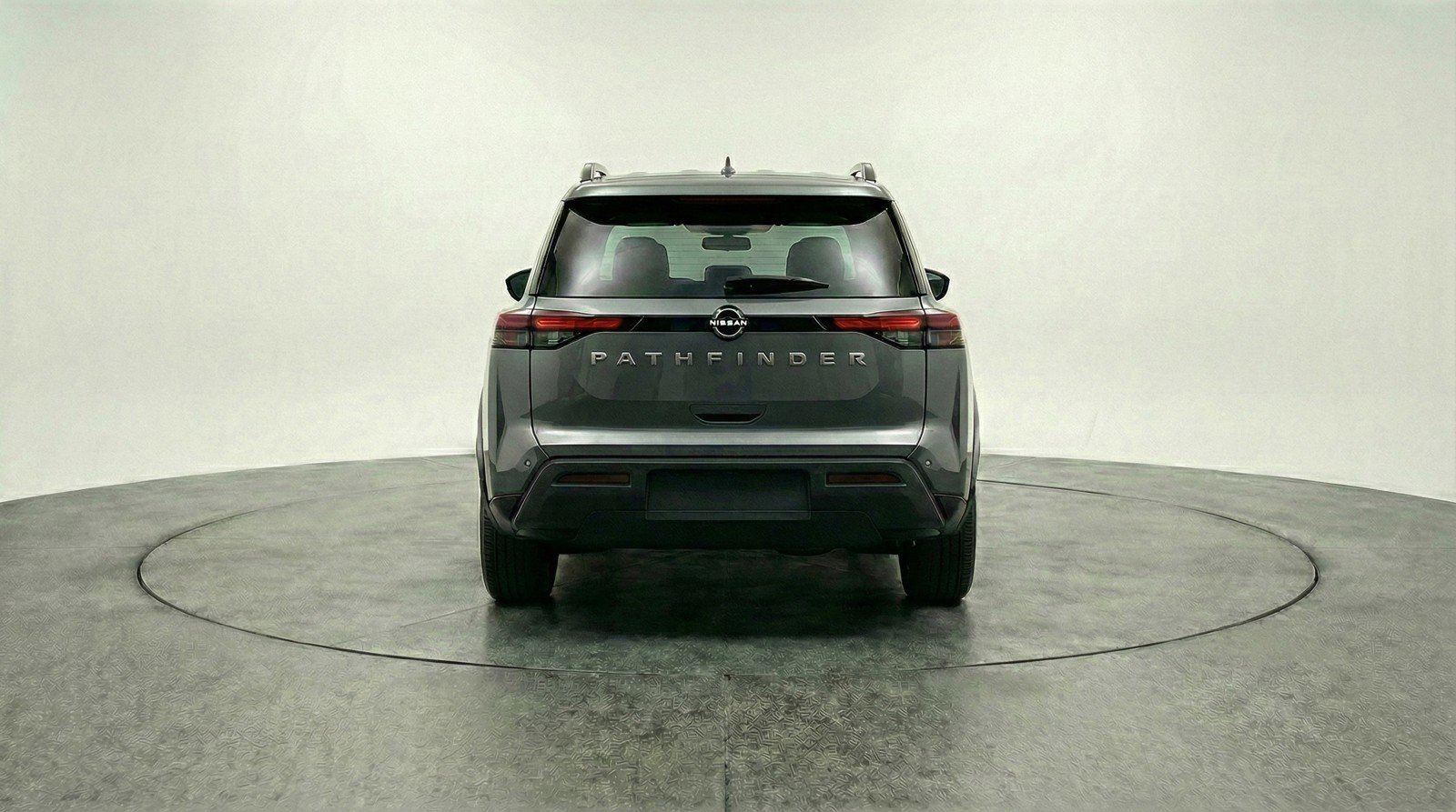 Used 2025 Nissan Pathfinder SV image 7
