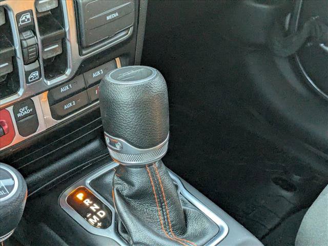 Used 2022 Jeep Gladiator Mojave w/ Cold Weather Group image 12