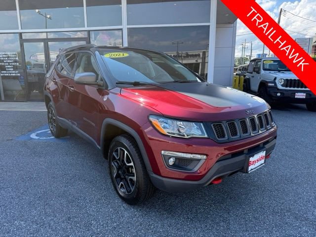 Used 2021 Jeep Compass Trailhawk AWD/4WD image 2