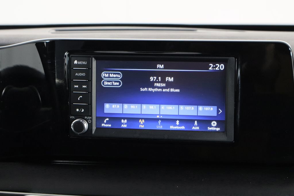 Used 2025 Nissan Kicks S image 25