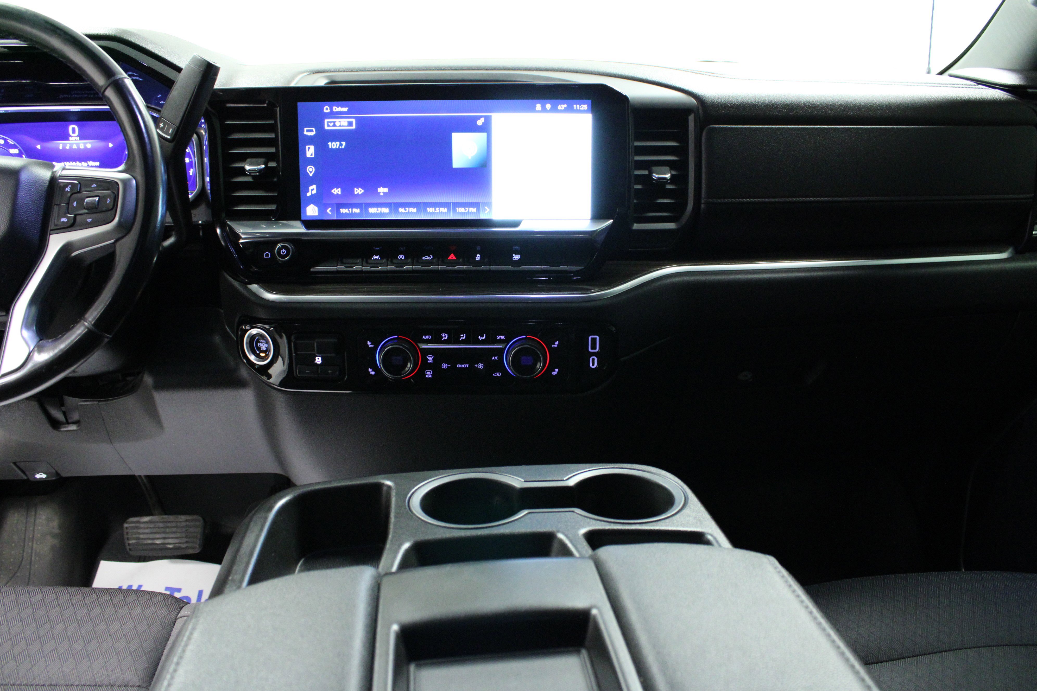 Used 2023 Chevrolet Silverado 1500 LT w/ Protection Package image 18