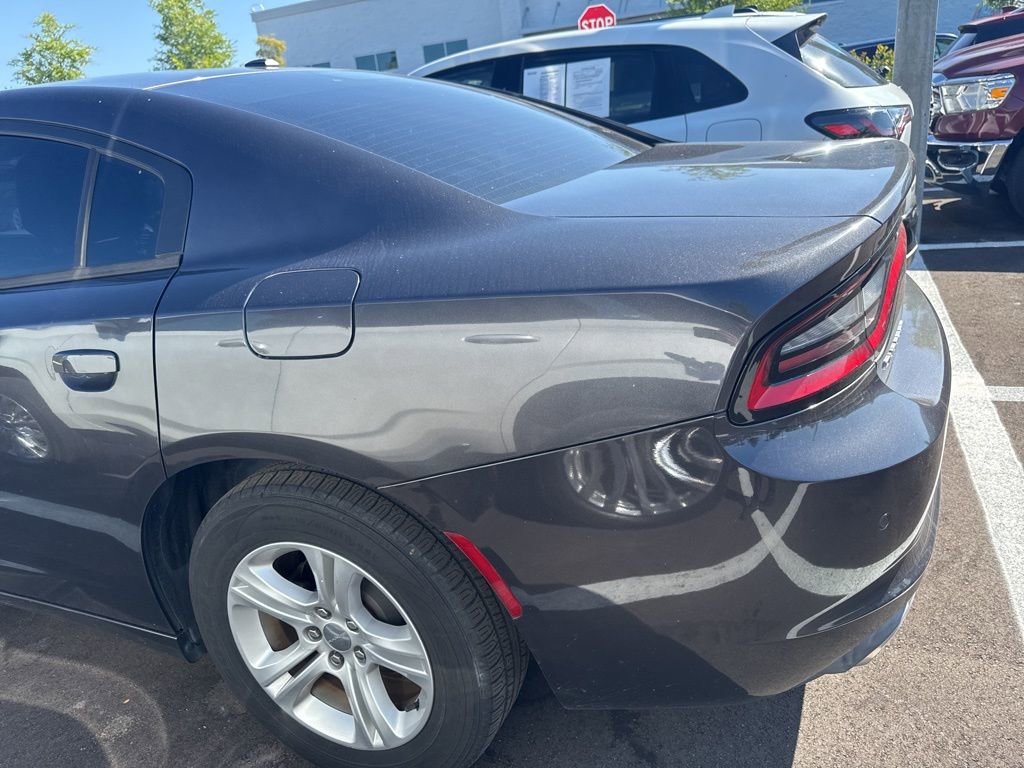 Used 2020 Dodge Charger SXT w/ Leather Interior Group RWD image 7