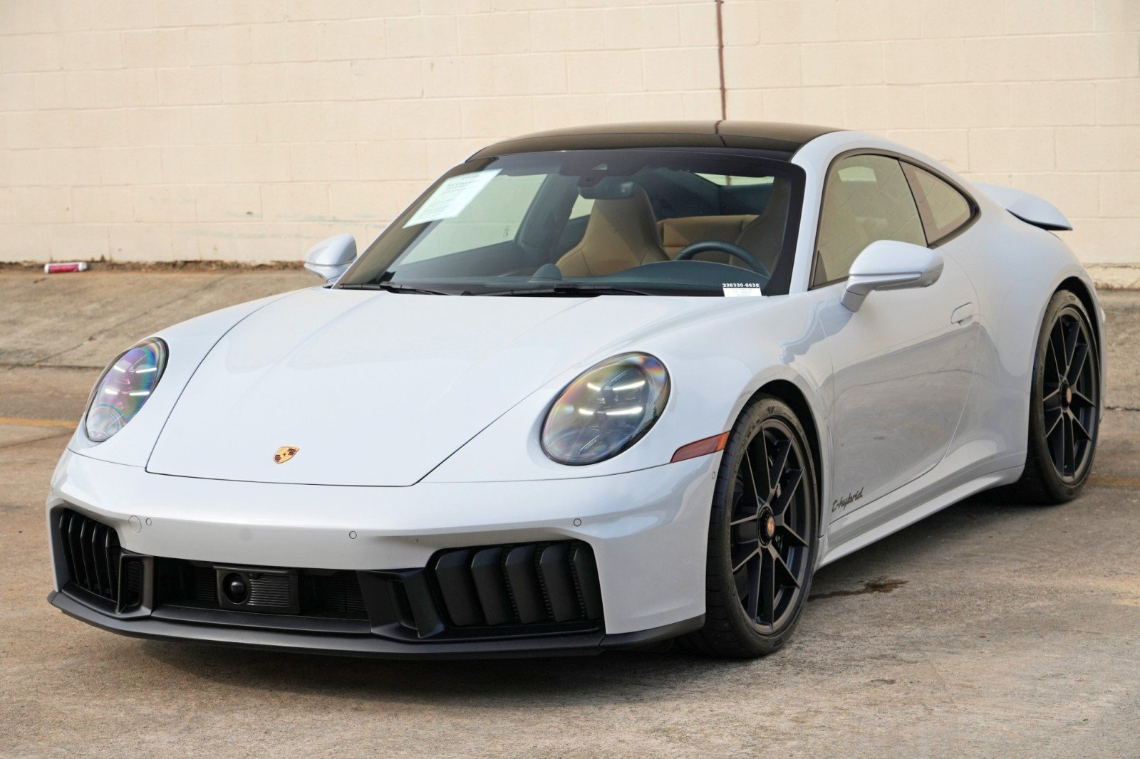 Used 2025 Porsche 911 Carrera GTS RWD image 48