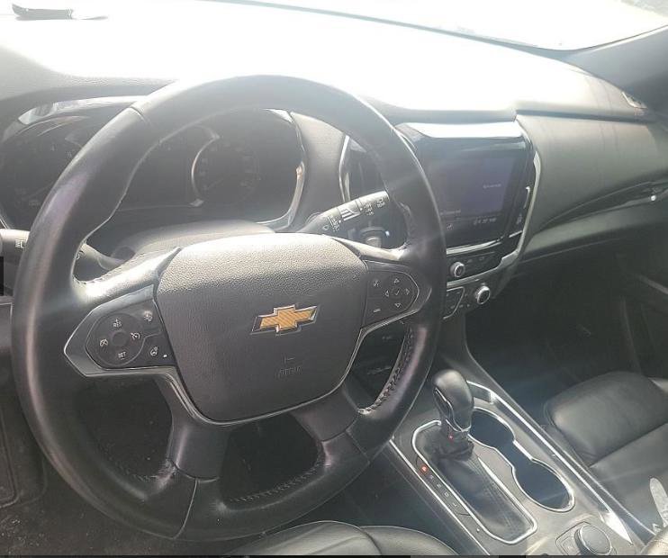 Used 2022 Chevrolet Traverse LT w/ LT Premium Package image 10