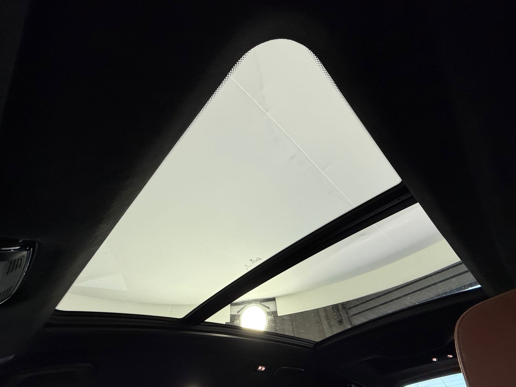 Certified 2024 BMW X7 M60i w/ Climate Comfort Package image 15