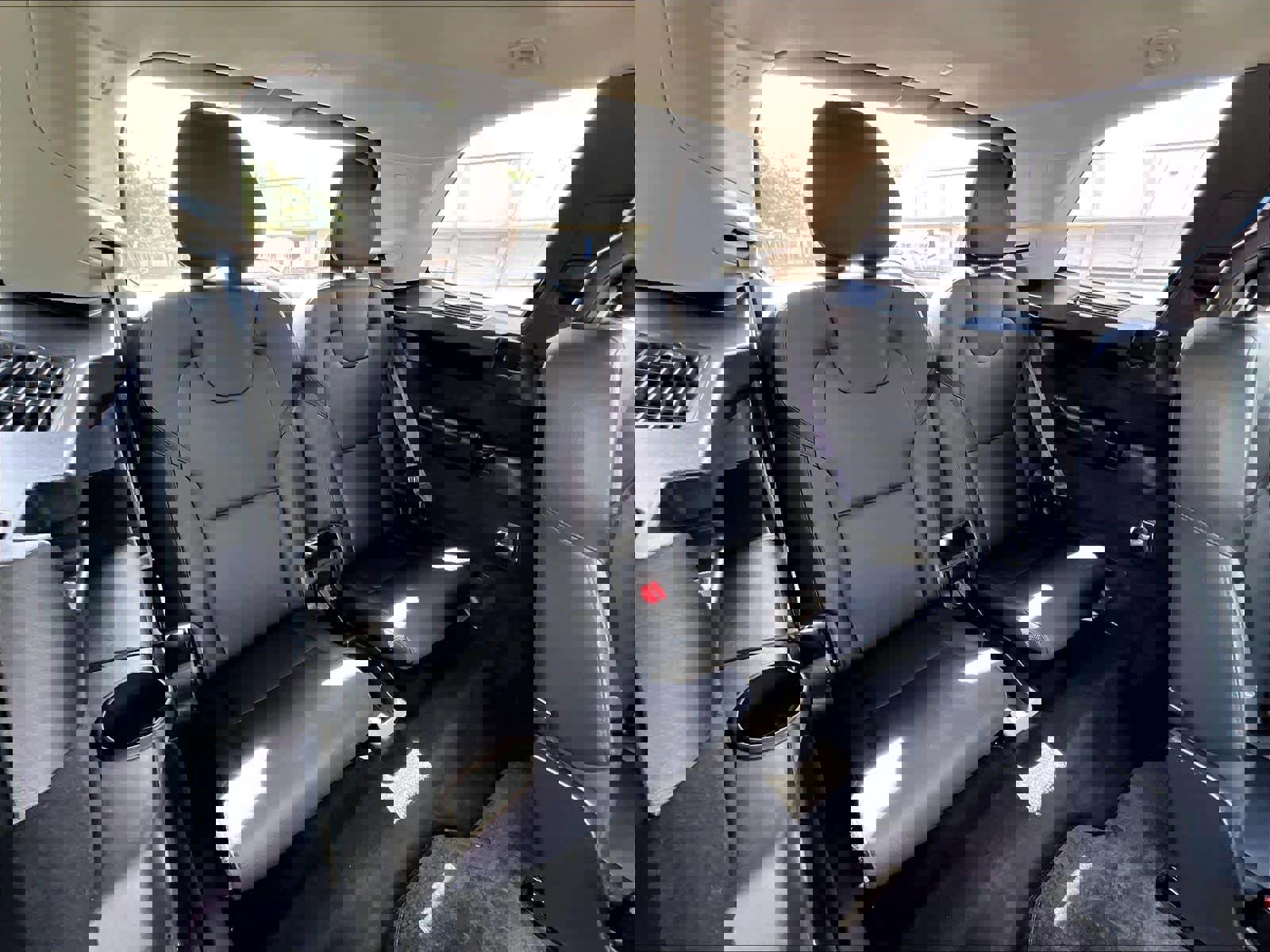 Used 2023 Volvo XC90 T8 Plus w/ Protection Package Premier image 30