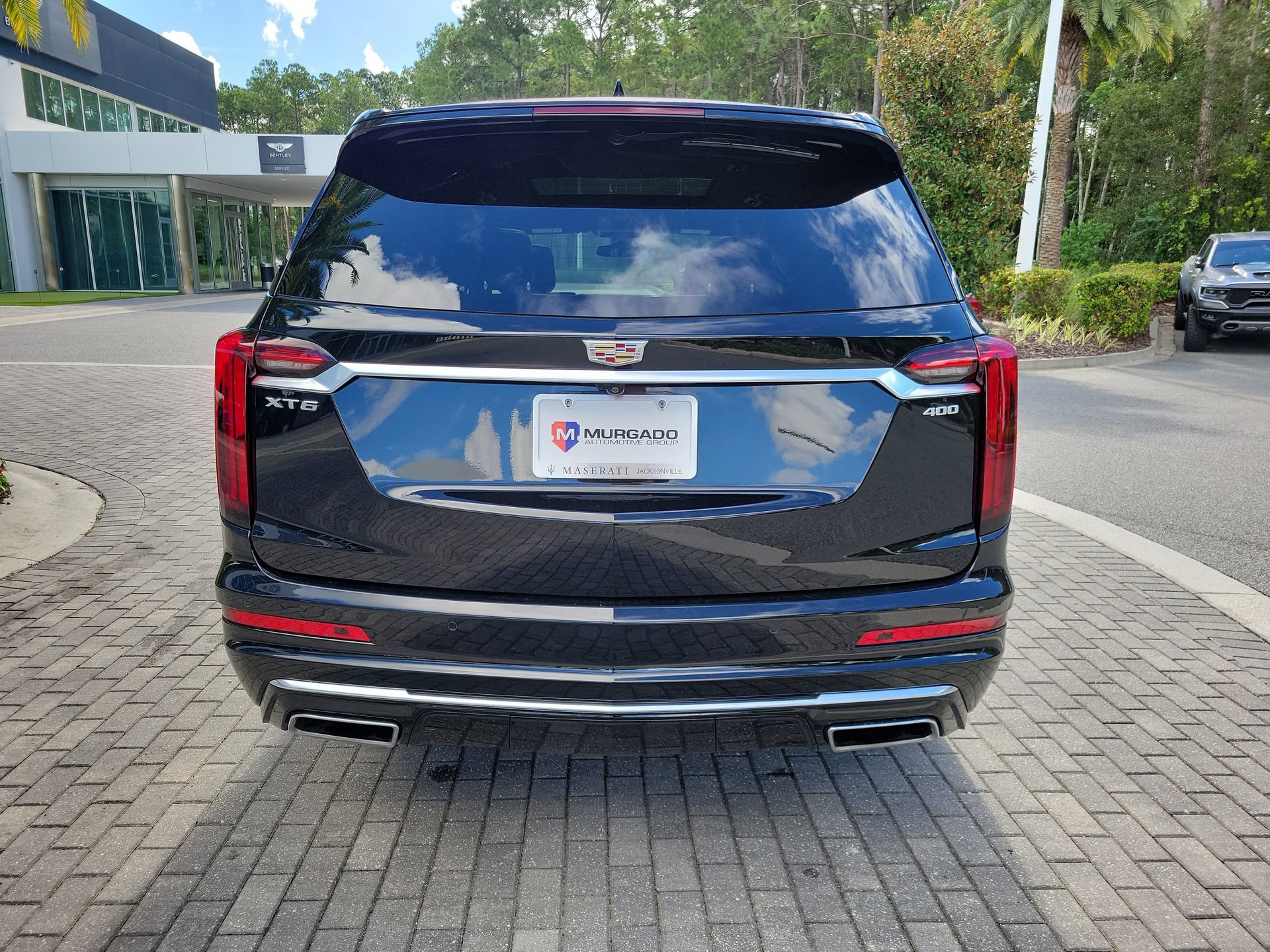 Used 2024 Cadillac XT6 Premium Luxury FWD image 10