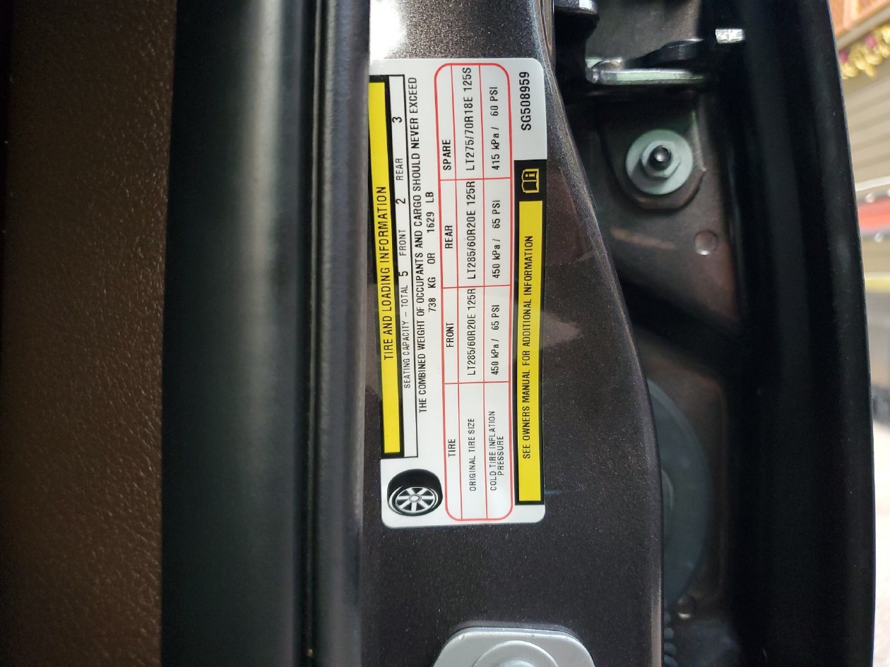 Used 2025 RAM 2500 Limited AWD/4WD image 31