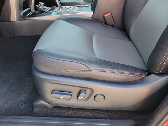 Used 2024 Toyota 4Runner SR5 Premium image 6