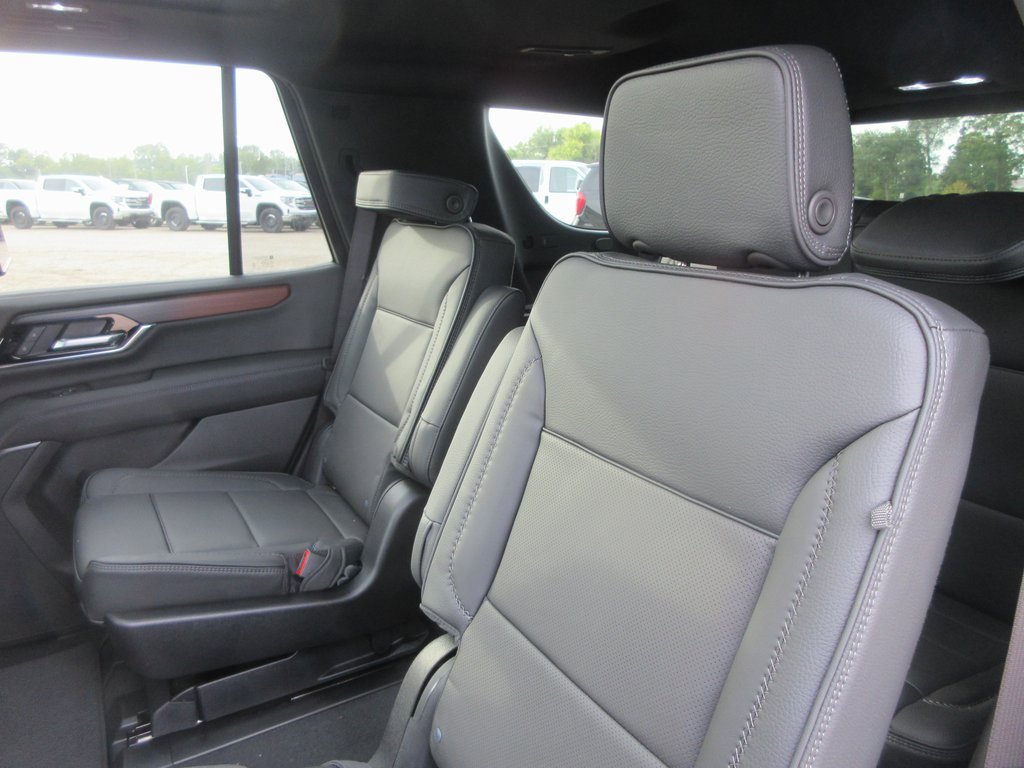 New 2026 GMC Yukon Denali w/ Denali Reserve Package image 13
