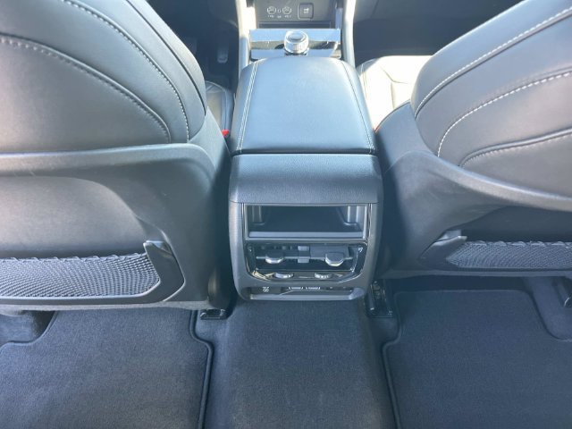 Certified 2025 Jeep Grand Cherokee Limited w/ Luxury Tech Group II RWD image 18