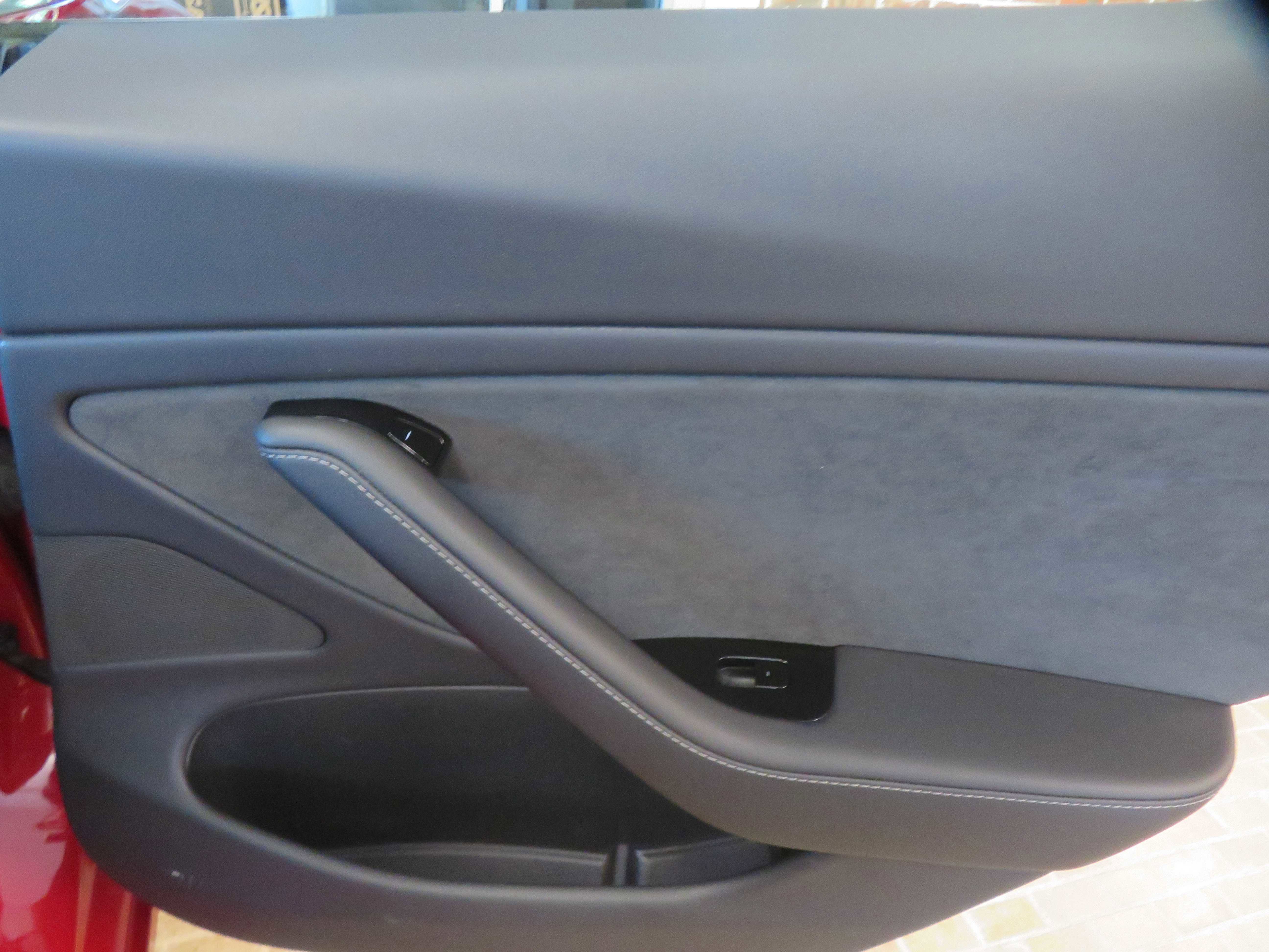 Used 2018 Tesla Model 3 Performance image 21