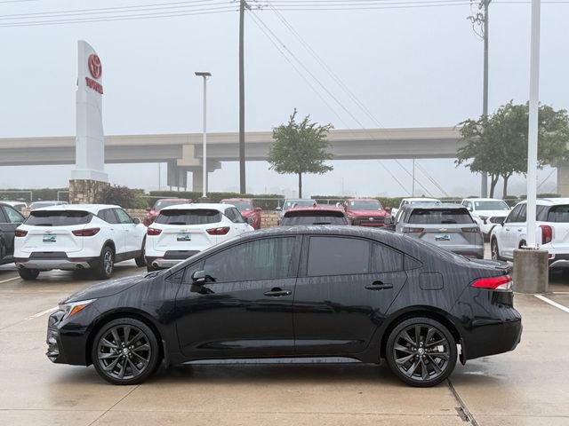 Used 2025 Toyota Corolla SE FWD image 7