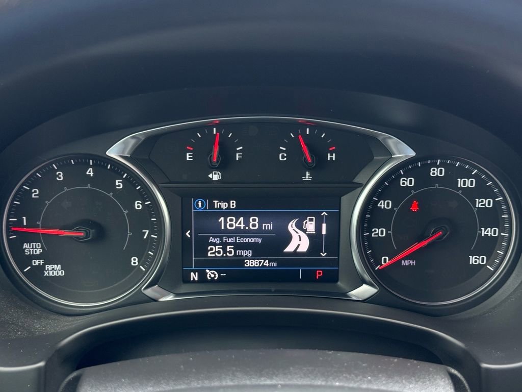 Used 2024 GMC Terrain SLE image 19