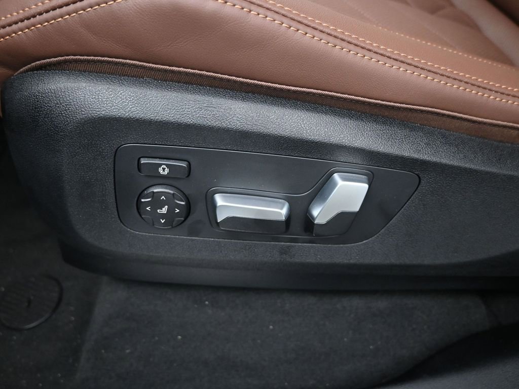 New 2026 BMW X5 xDrive50e AWD/4WD image 15