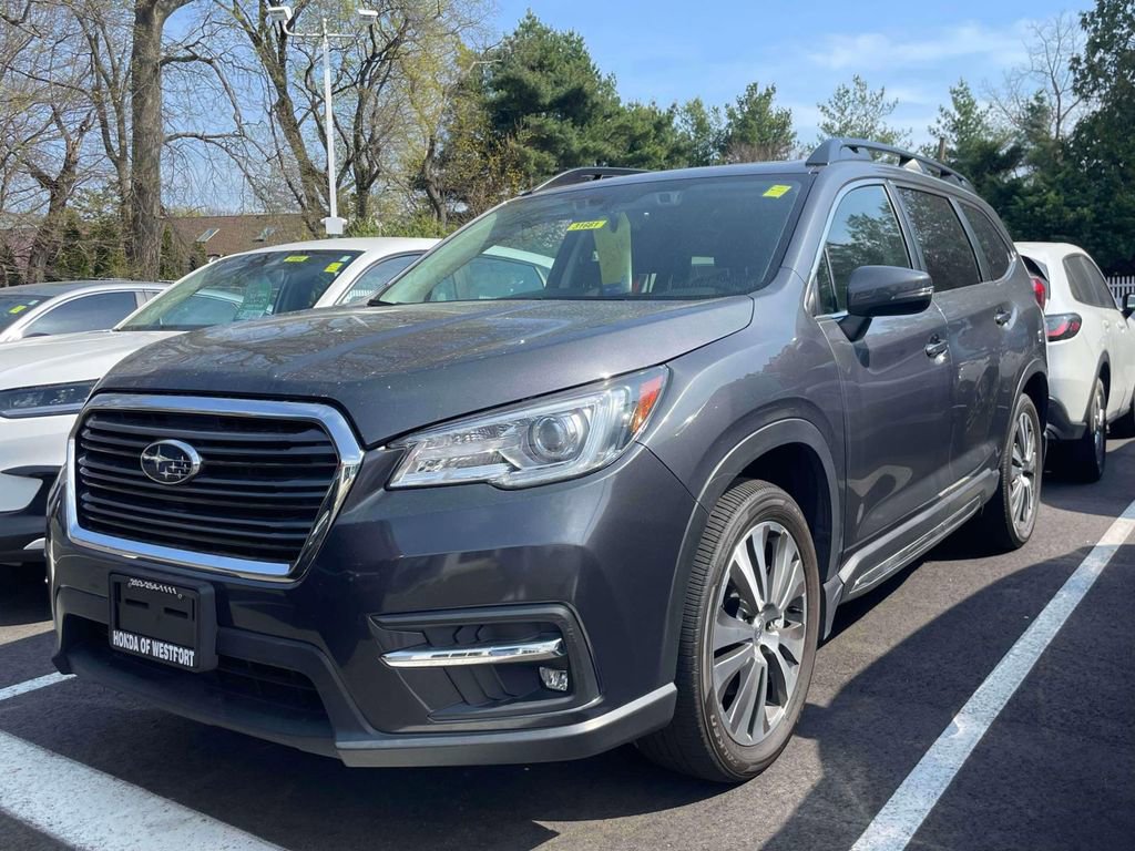Used 2022 Subaru Ascent Limited w/ Technology Package image 2