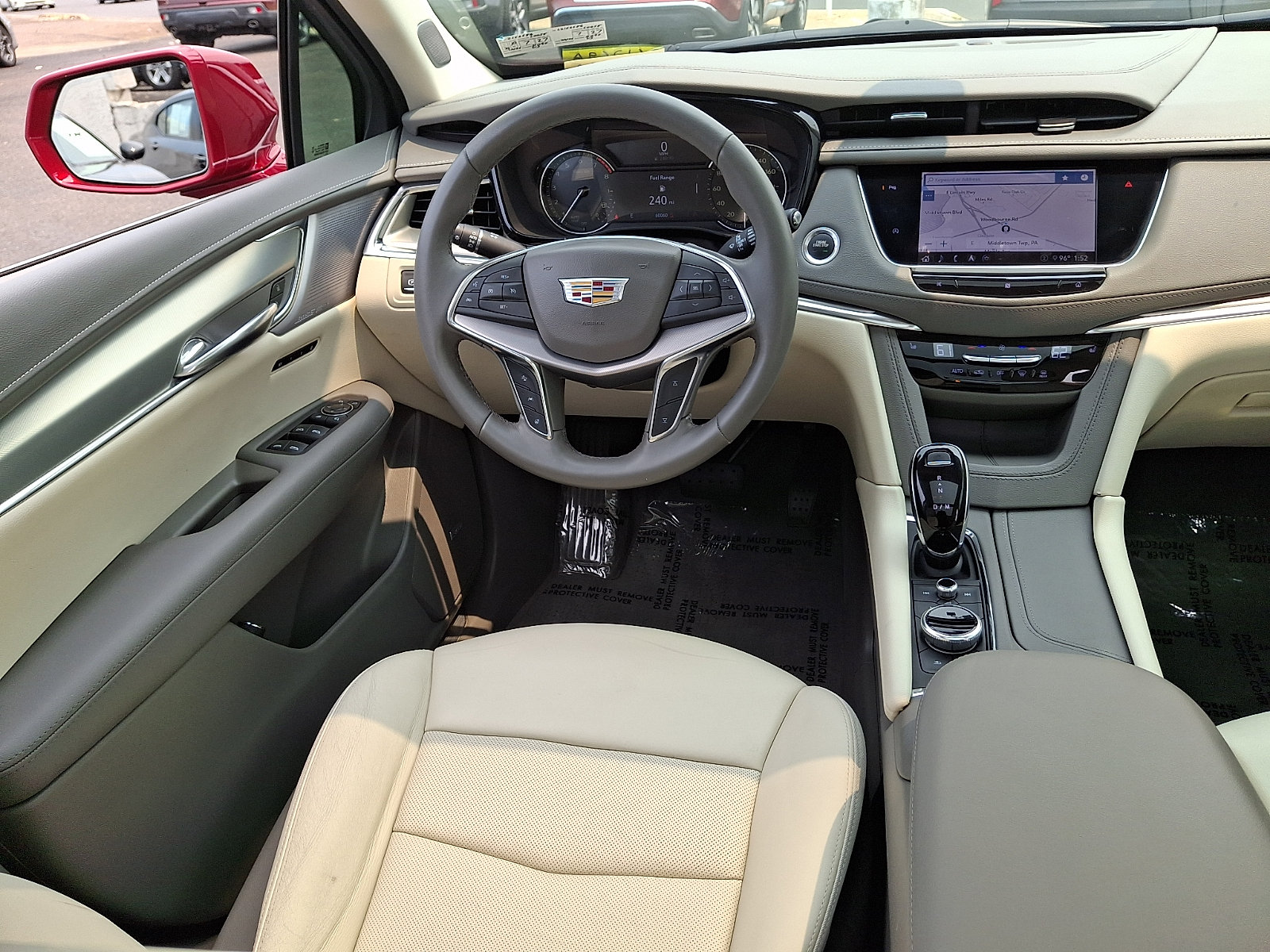 Used 2020 Cadillac XT5 Premium Luxury FWD image 10