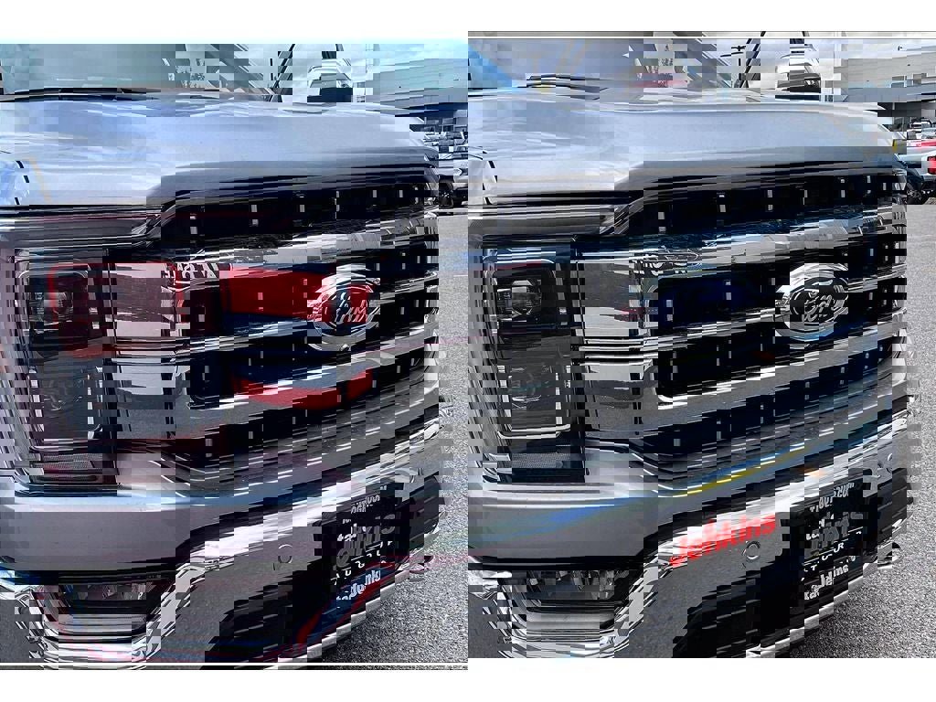 Used 2022 Ford F150 Lariat w/ Equipment Group 502A High AWD/4WD image 32