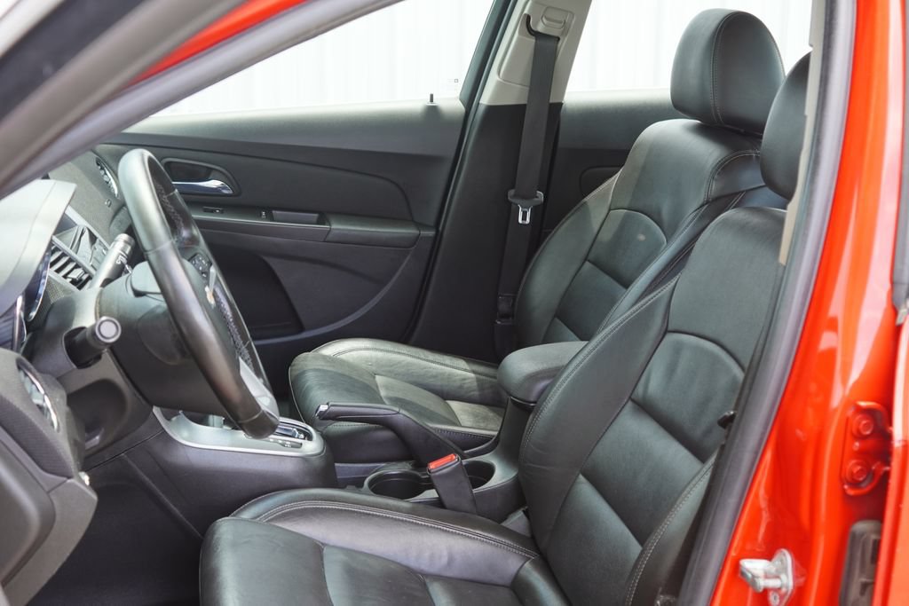 Used 2016 Chevrolet Cruze LTZ FWD image 12