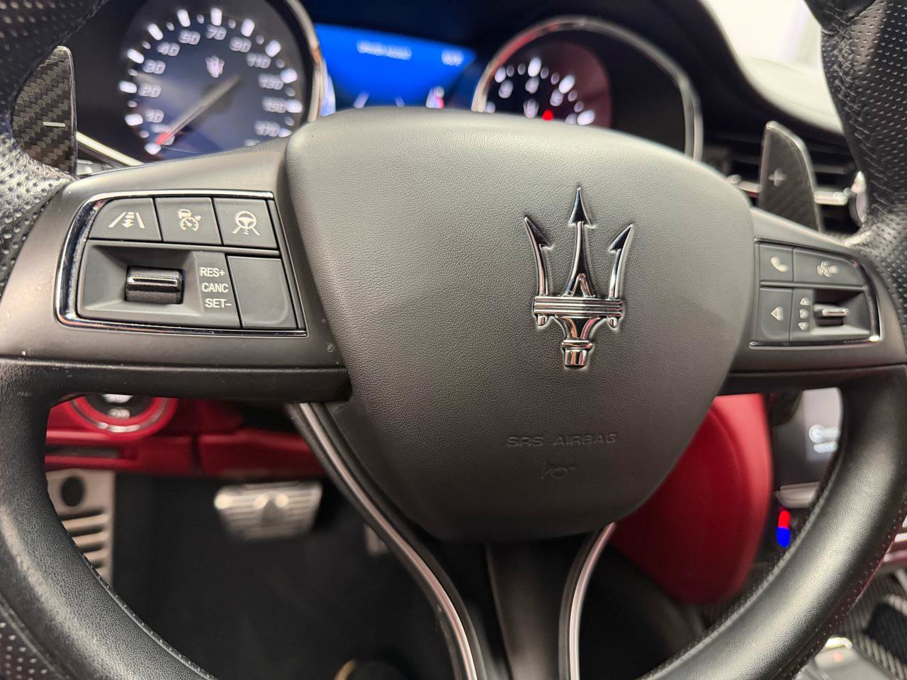 Used 2018 Maserati Quattroporte S GranSport Q4 AWD/4WD image 18