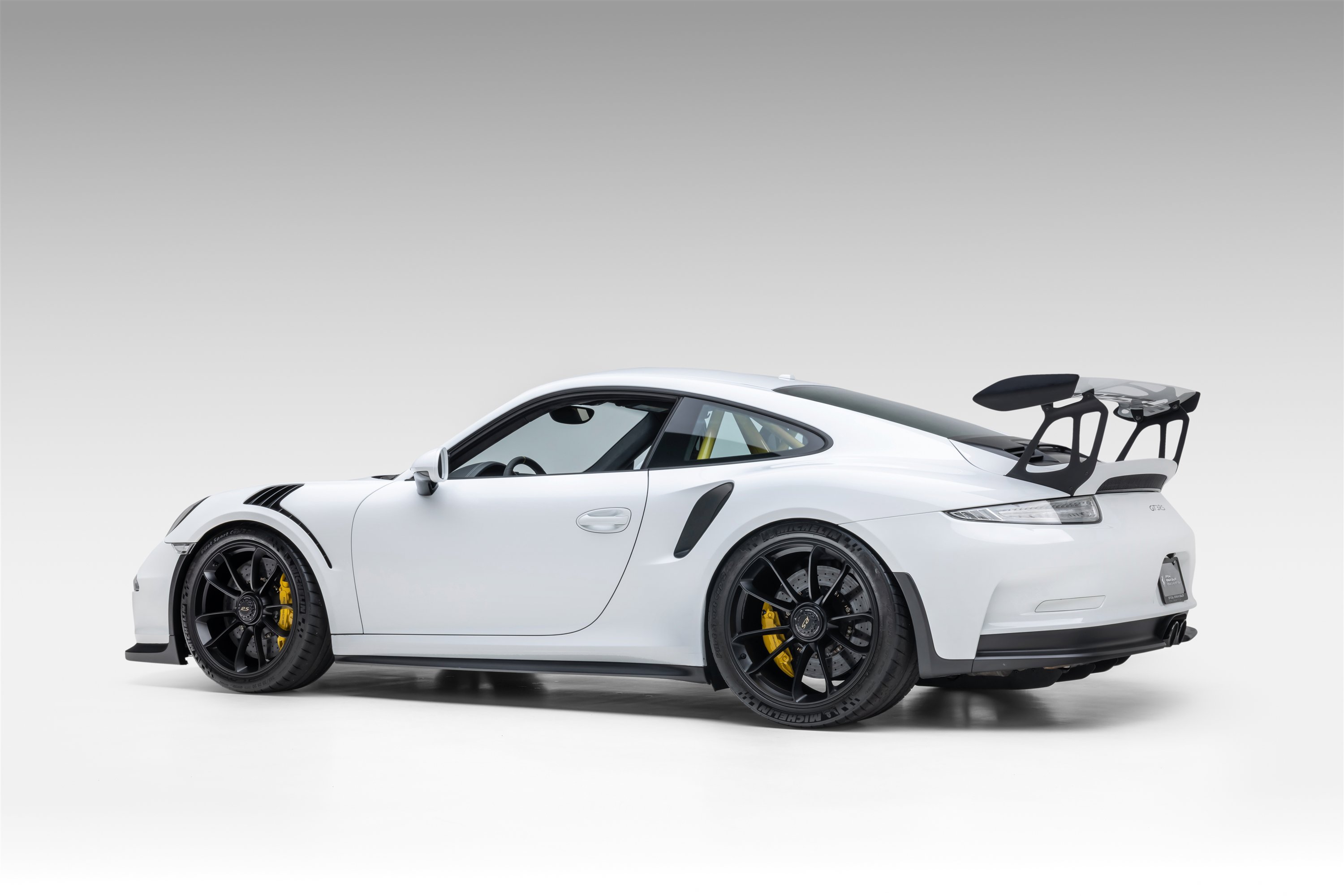 Used 2016 Porsche 911 GT3 RS image 8