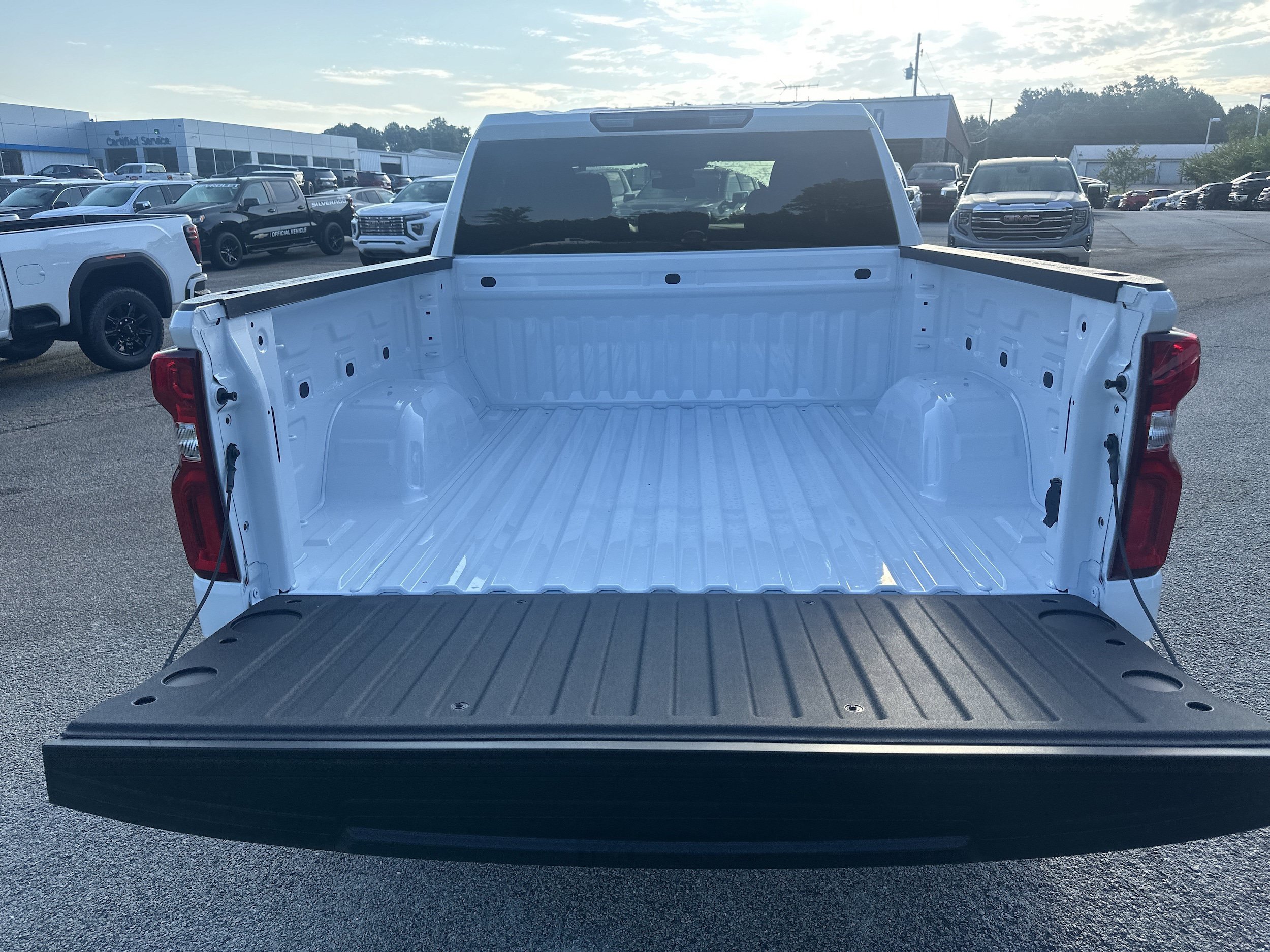 New 2026 Chevrolet Silverado 1500 RST AWD/4WD image 18