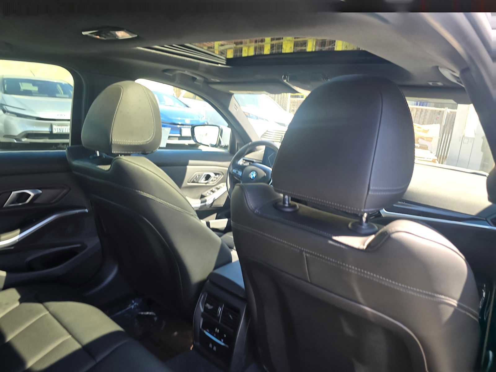 Used 2024 BMW 330i Sedan w/ Convenience Package image 15