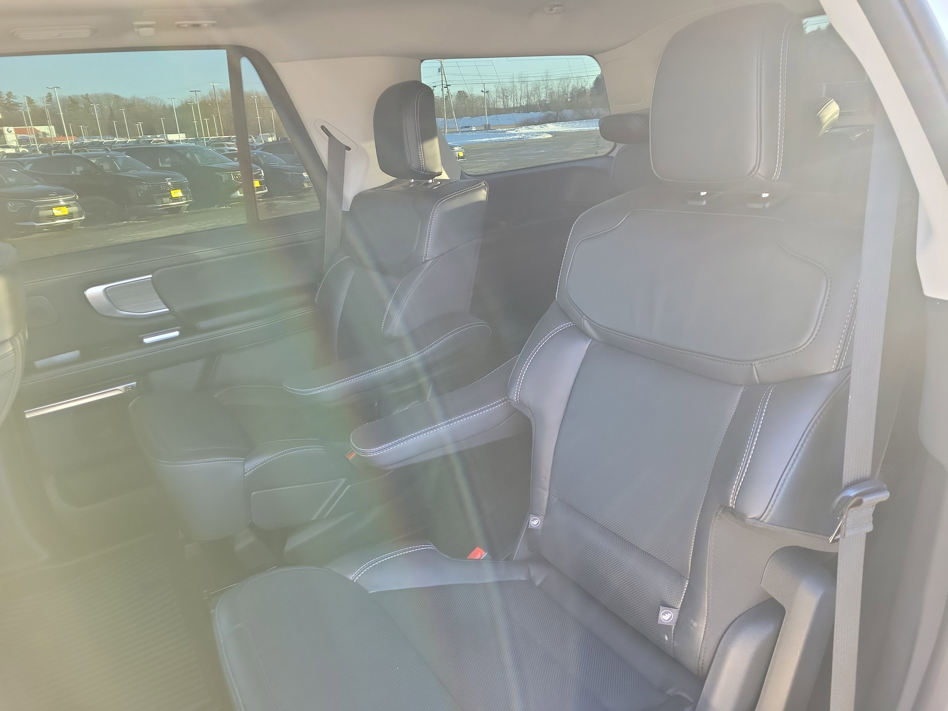 Used 2025 Ford Expedition Platinum w/ Driver's Package image 16