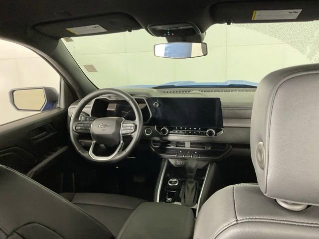 Used 2025 Chevrolet Colorado Trail Boss image 16