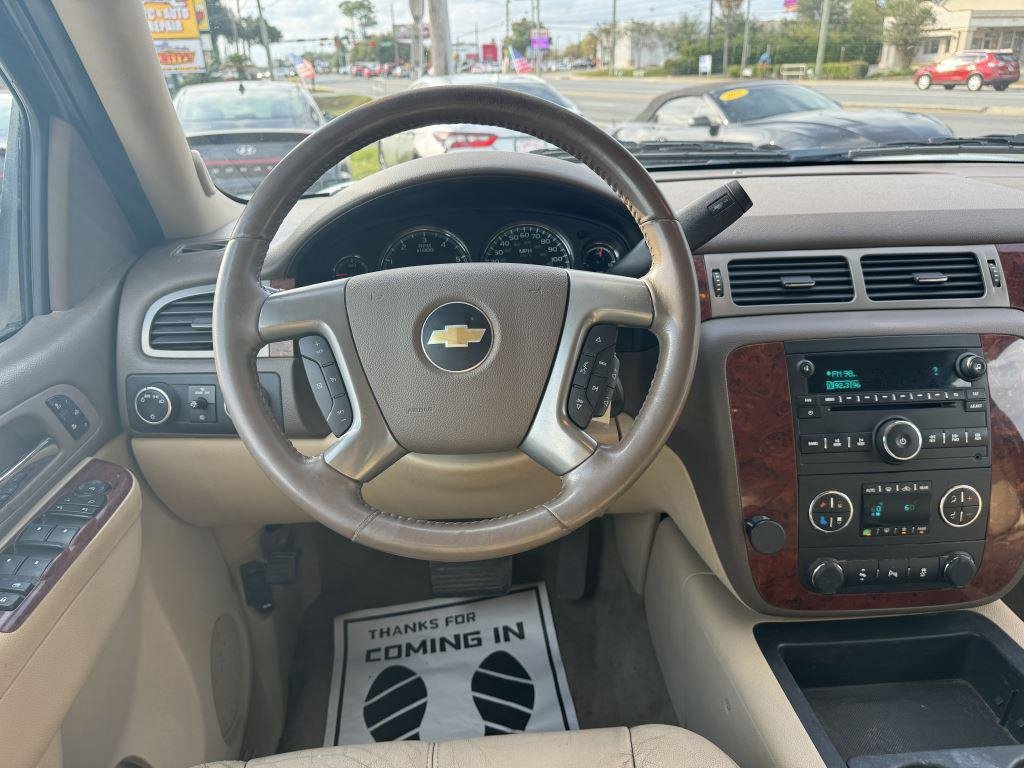 Used 2012 Chevrolet Suburban LT w/ Luxury Package image 16