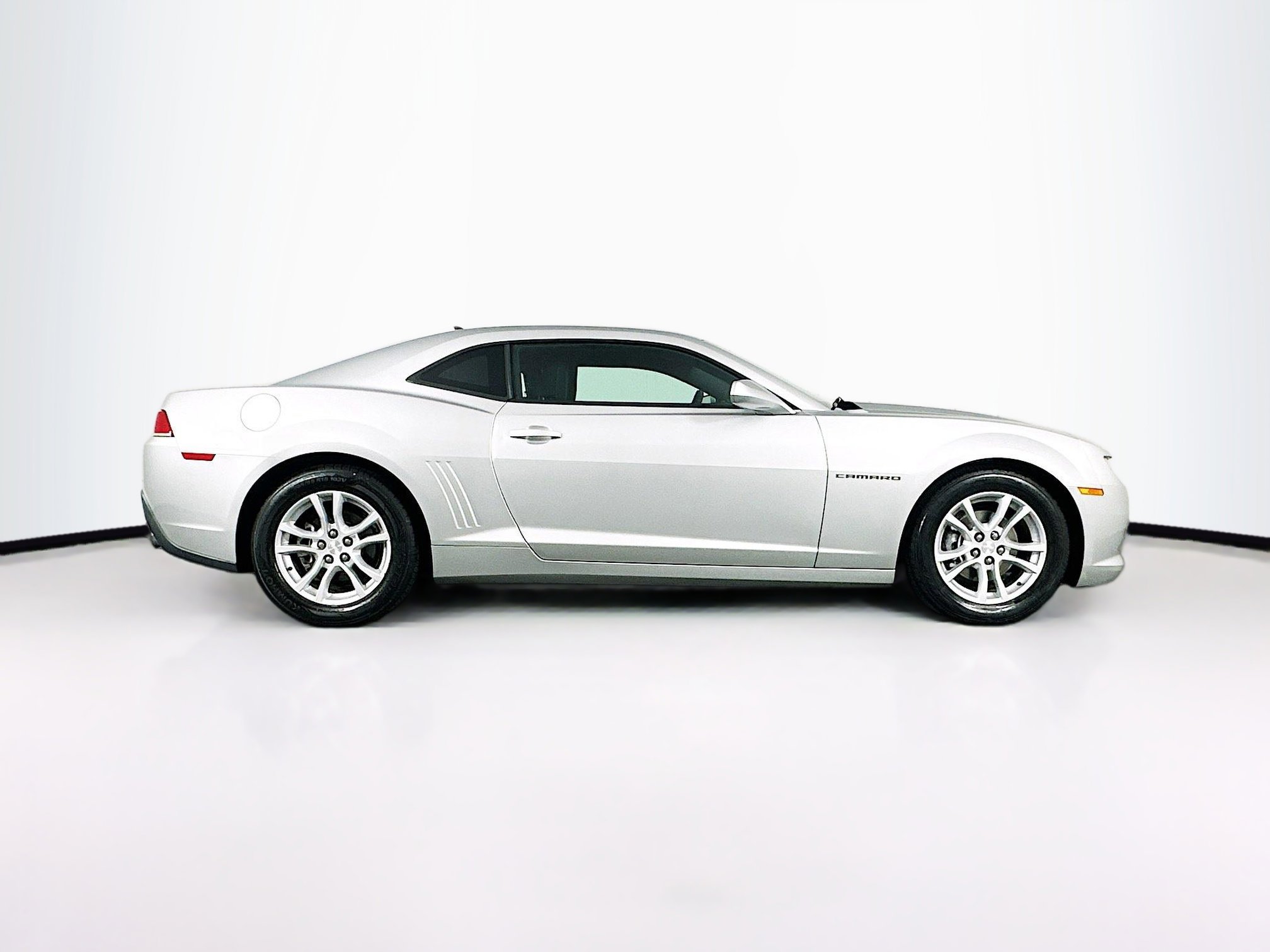 Used 2015 Chevrolet Camaro LS RWD image 10