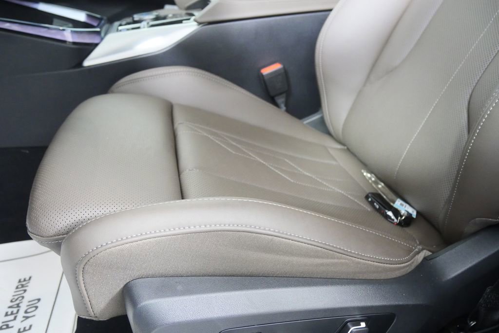 Used 2025 BMW X3 M50 image 10