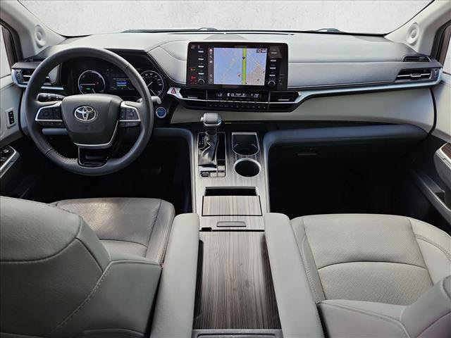 Used 2023 Toyota Sienna Limited AWD/4WD image 19