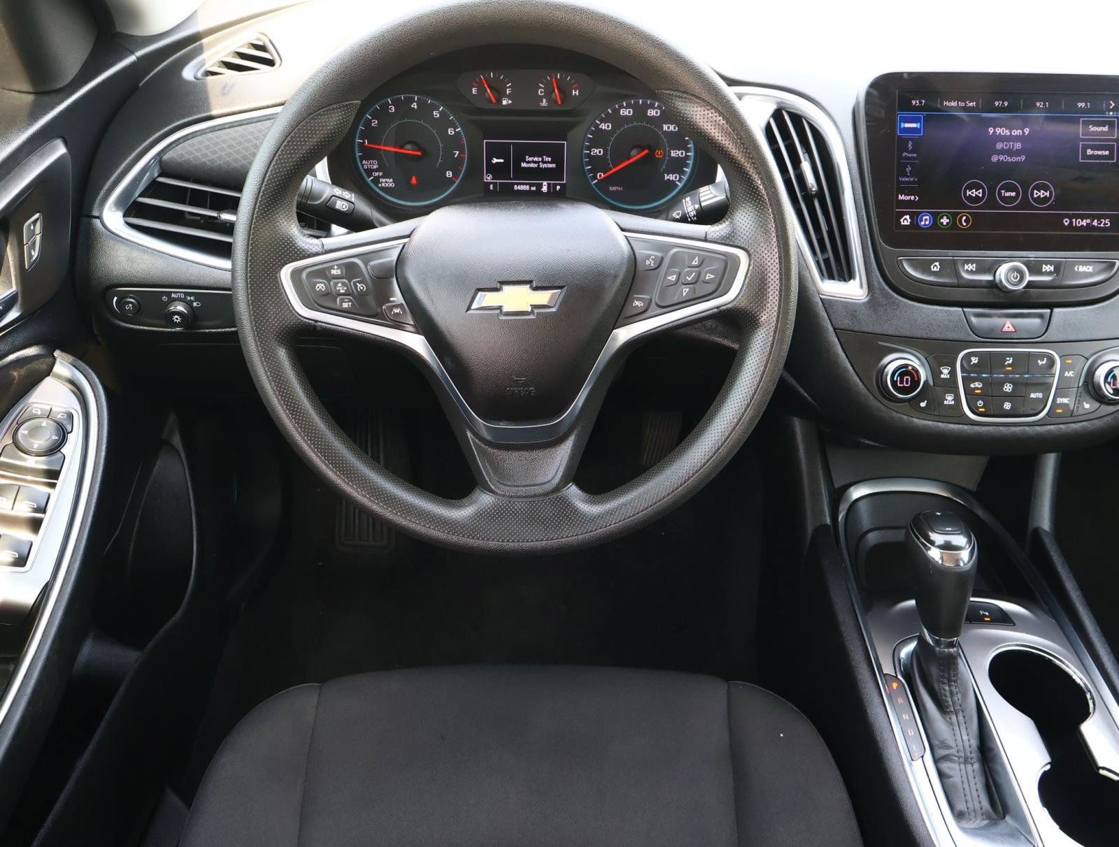 Used 2019 Chevrolet Malibu LT w/ Driver Confidence Package II FWD image 7