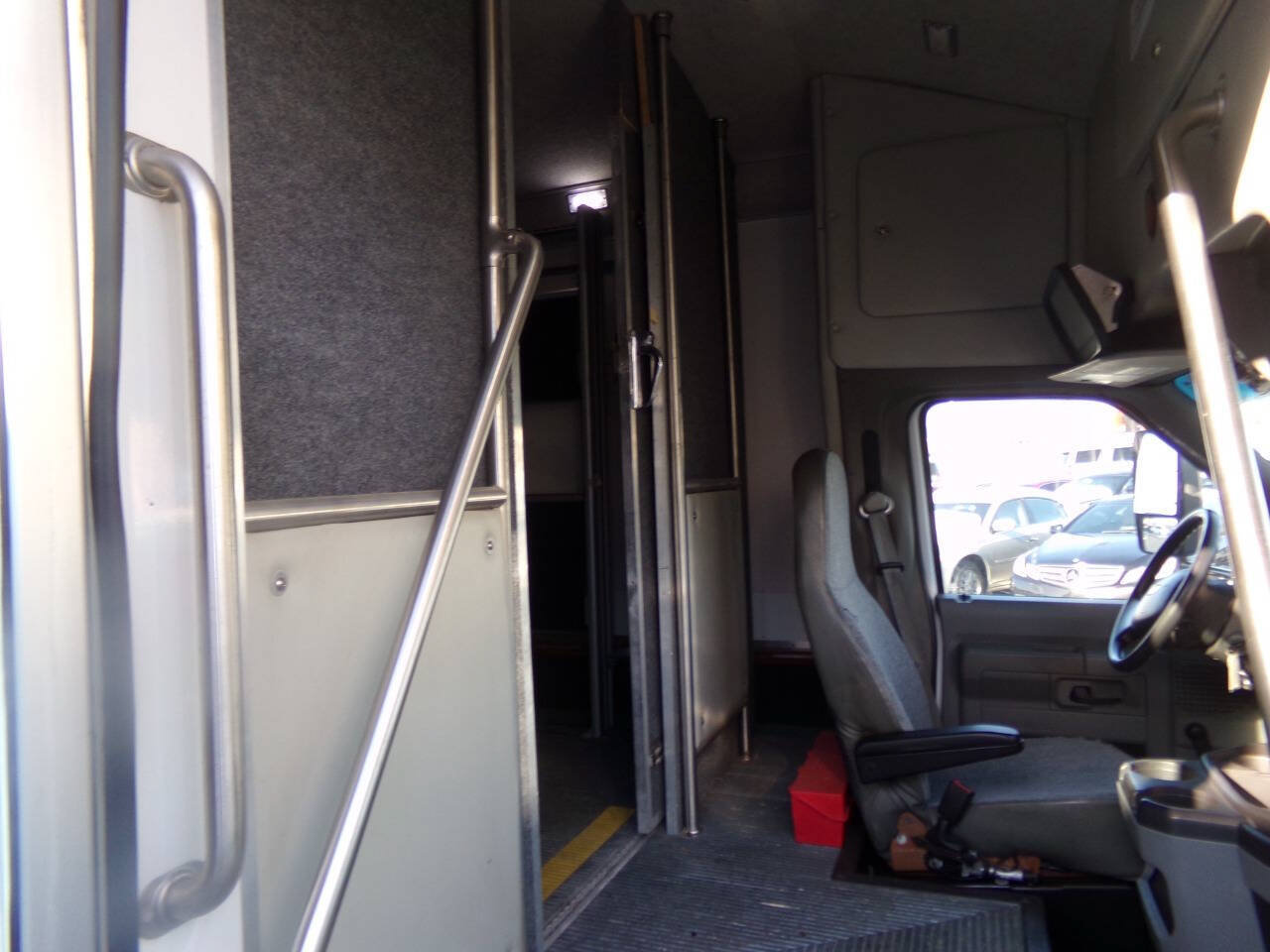 Used 2019 Ford E-450 and Econoline 450 Super Duty w/ Shuttle Bus Prep Package RWD image 36
