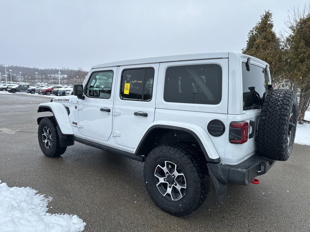 Used 2022 Jeep Wrangler Unlimited Rubicon w/ Cold Weather Group image 5