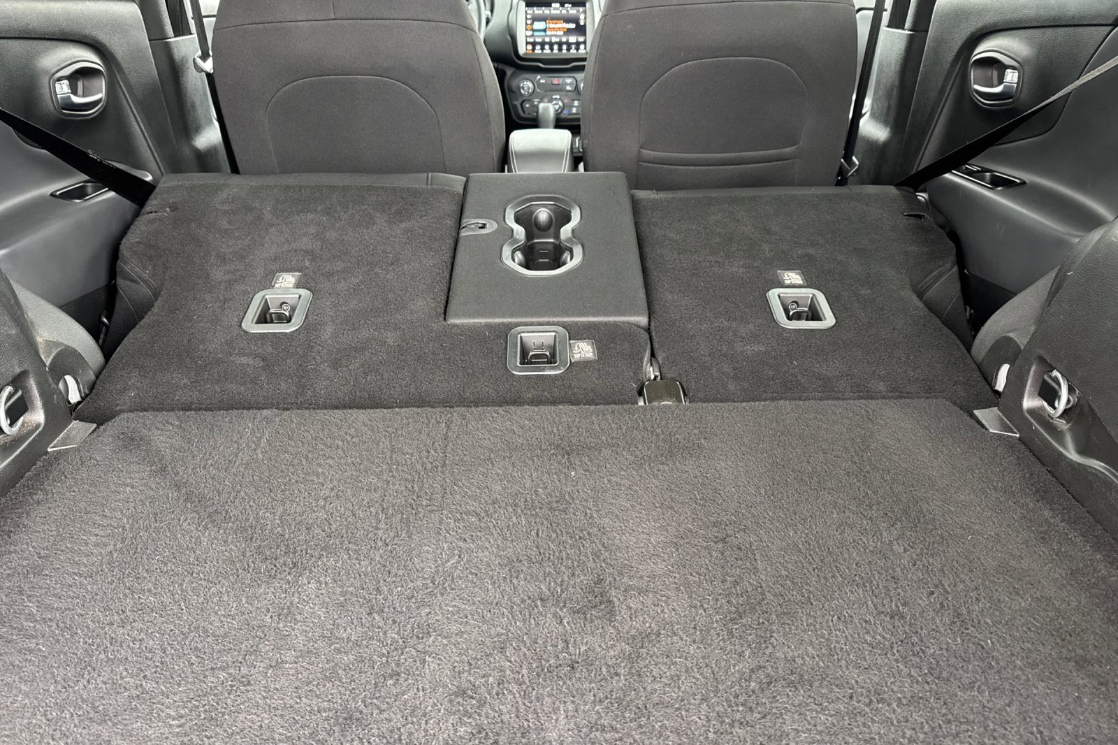 Used 2022 Jeep Renegade Latitude w/ Convenience Group image 17