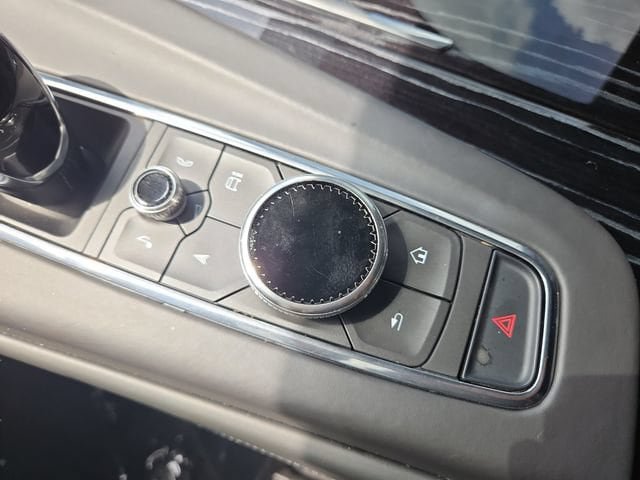 Certified 2023 Cadillac Escalade V AWD/4WD image 31