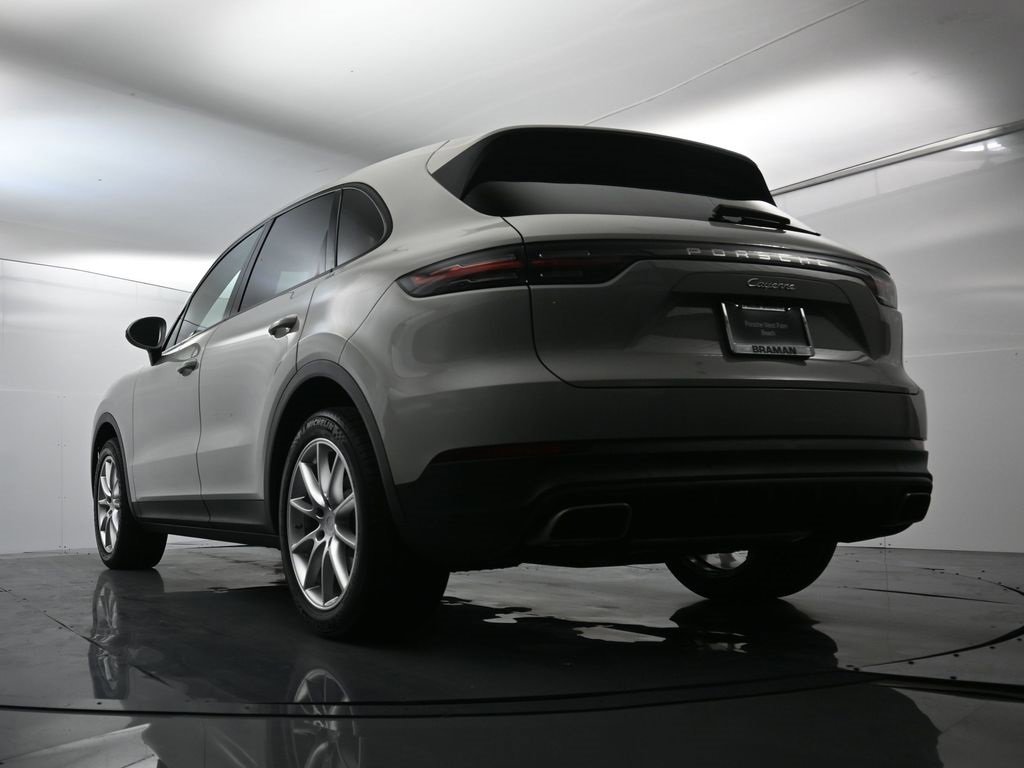 Used 2021 Porsche Cayenne image 46