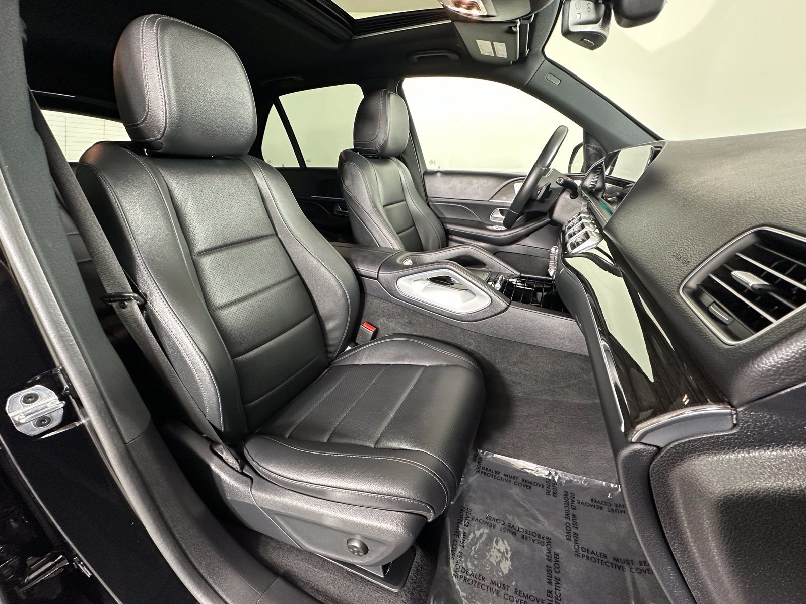 Used 2023 Mercedes-Benz GLE 350 w/ Premium Package image 13