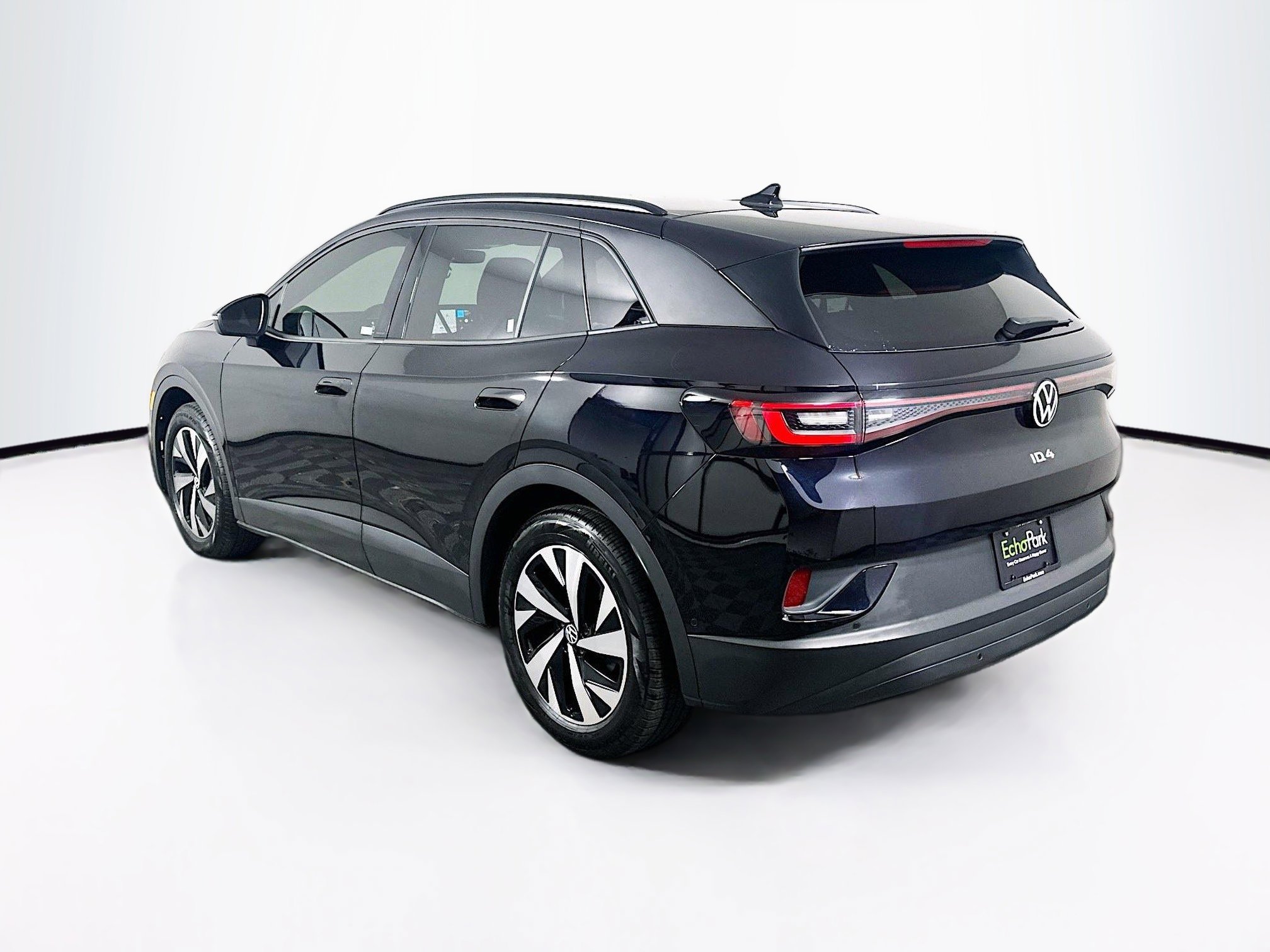 Used 2025 Volkswagen ID.4 Limited image 5